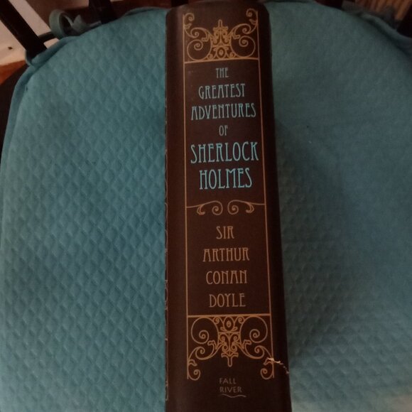 Sherlock Holmes Hardcover Book - Picture 4 of 6